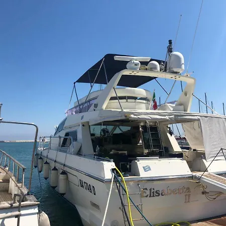 Hotel en barco Yacht Blues *