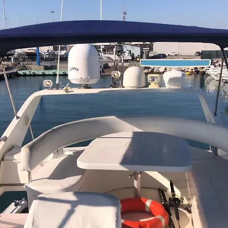 Yacht Blues